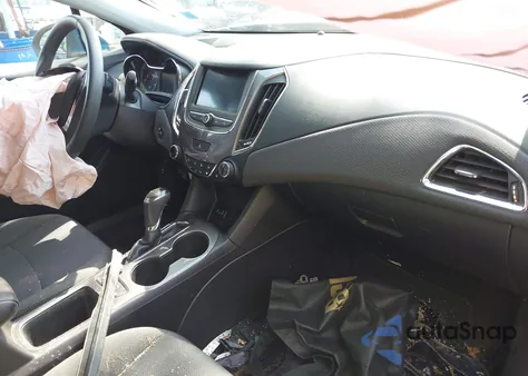 2019 Chevrolet Cruze Lt from USA, damaged, VIN 1G1BE5SM3K7108610